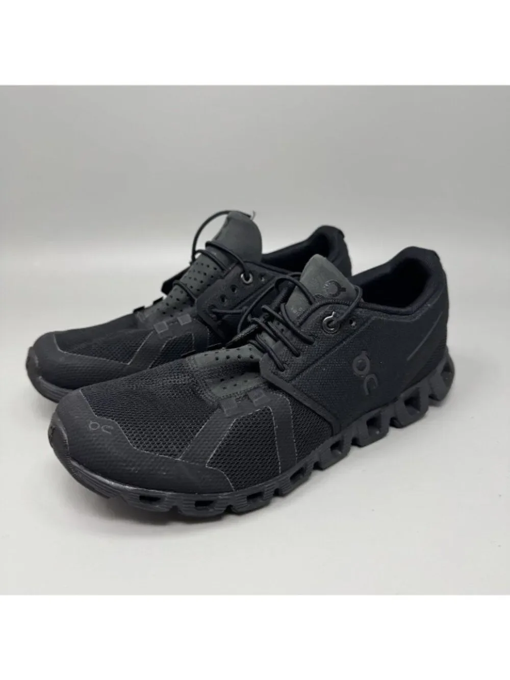 ON Cloud Swiss Engineering Women Walking Running Sneaker Size 8